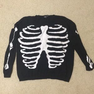 Skeleton long sleeve shirt. Size Us 8